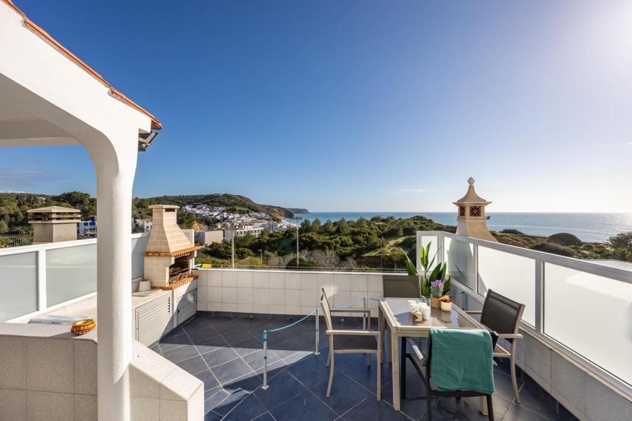 Bay View Townhouse Villa Salema Bagian luar foto